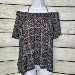 Maurices Black White Paisley Off Shoulder Top Women’s Medium Boho Festival